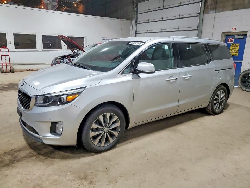 51885076 :رقم المزاد ، KNDMC5C13H6312400 vin ، 2017 Kia Sedona مزاد بيع