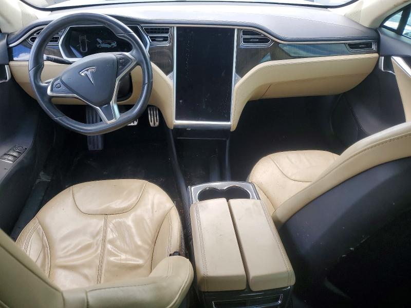 52041726 :رقم المزاد ، 5YJSA1AG0DFP11499 vin ، 2013 Tesla Model S مزاد بيع