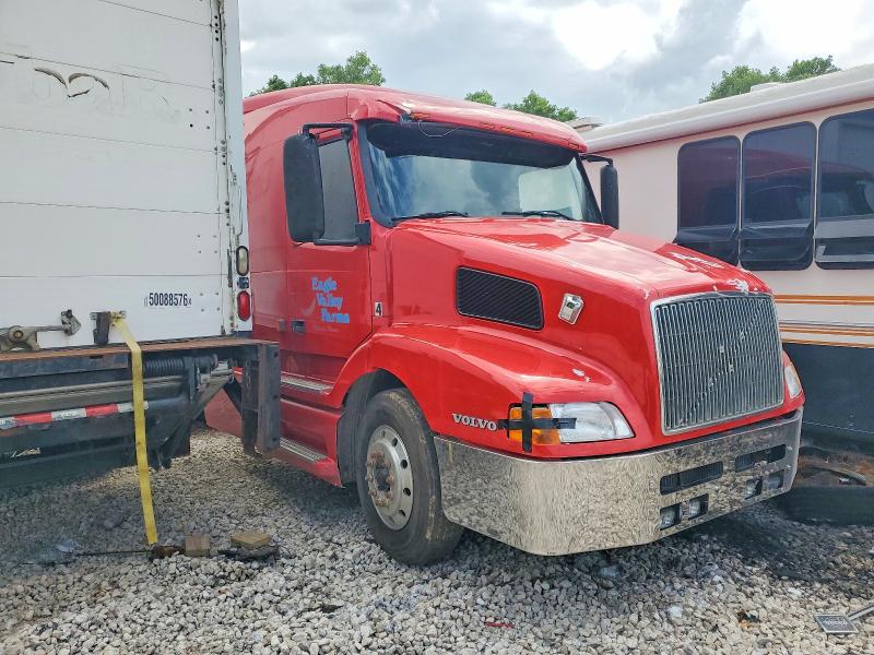 Aukcja sprzedaży 2000 Volvo Vnl, vin: 4V4ND1RJ9YN787965, numer aukcji: 53393106