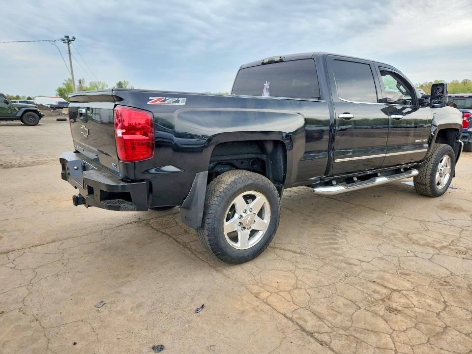 52328156 :رقم المزاد ، 1GC1KWE85FF564670 vin ، 2015 Chevrolet Silverado مزاد بيع