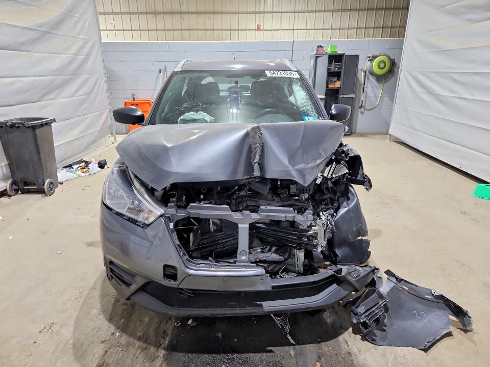 54721036 :رقم المزاد ، 3N1CP5CU8KL564993 vin ، 2019 Nissan Kicks مزاد بيع