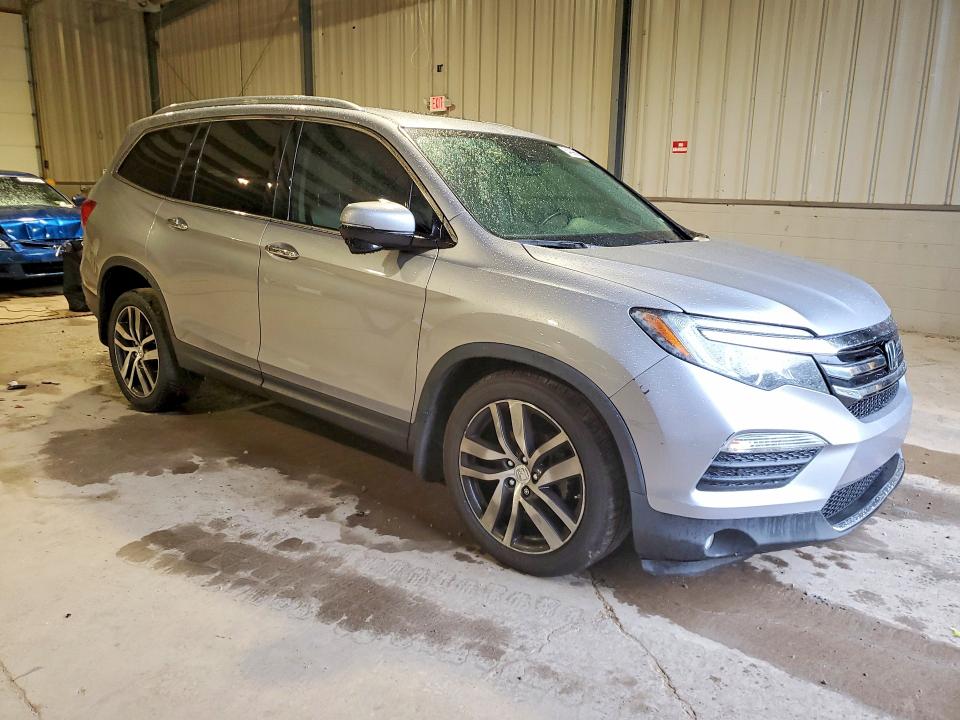 Продаж на аукціоні авто 2018 Honda Pilot, vin: 5FNYF6H90JB037088, номер лоту: 54998666