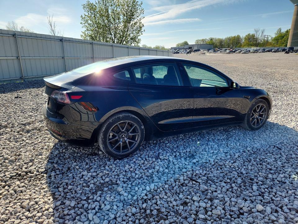 52437866 :رقم المزاد ، 5YJ3E1EA1NF288013 vin ، 2022 Tesla Model 3 مزاد بيع