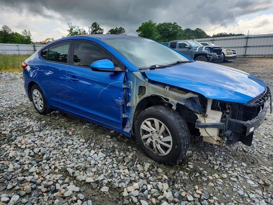 2017 Hyundai Elantra მანქანა იყიდება აუქციონზე, vin: 5NPD74LF0HH197934, აუქციონის ნომერი: 52303056