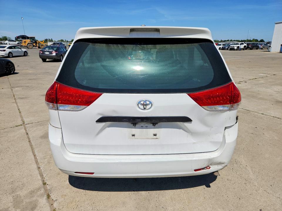 Продажа на аукционе авто 2013 Toyota Sienna, vin: 5TDZK3DC8DS350602, номер лота: 53419696