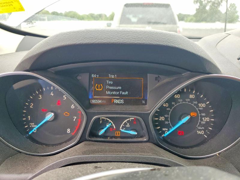 2017 Ford Escape მანქანა იყიდება აუქციონზე, vin: 1FMCU9G96HUD54552, აუქციონის ნომერი: 52076876