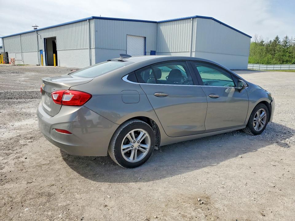 Продажа на аукционе авто 2018 Chevrolet Cruze, vin: 1G1BE5SM4J7234697, номер лота: 54391796