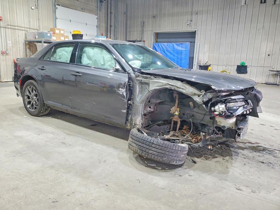 Продаж на аукціоні авто 2017 Chrysler 300, vin: 2C3CCAGG6HH512497, номер лоту: 52313706