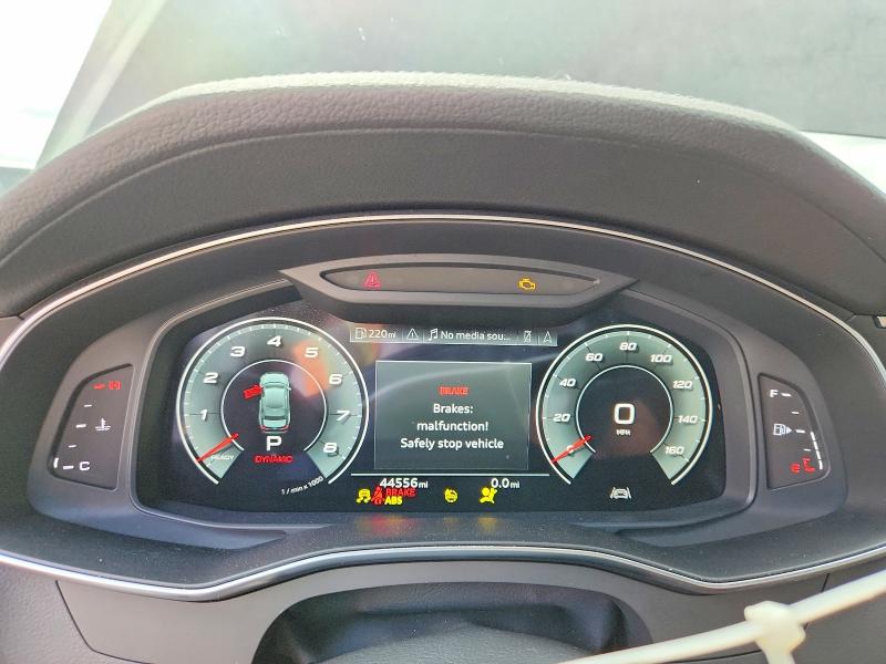 53807466 :رقم المزاد ، WAUK2AF29MN057434 vin ، 2021 Audi A6 مزاد بيع