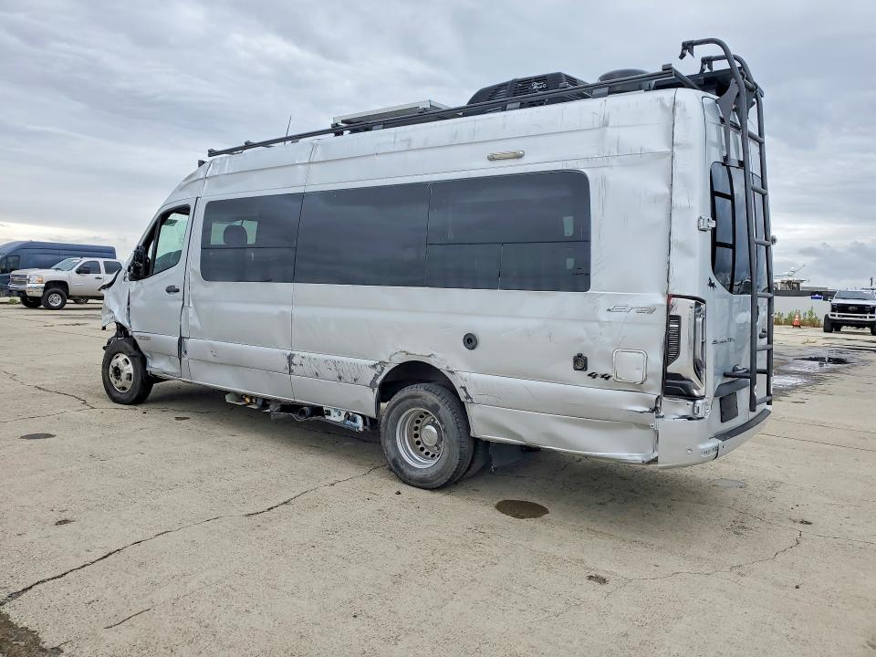 54836266 :رقم المزاد ، W1W8ED6Y2LP313138 vin ، 2020 Mercedes Benz Sprinter مزاد بيع