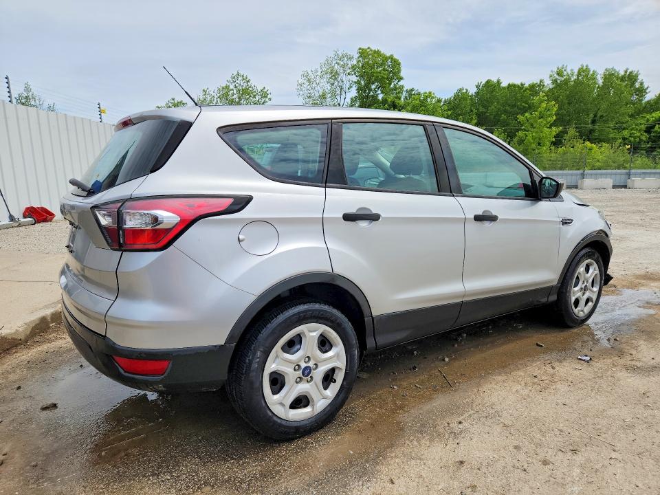 52776576 :رقم المزاد ، 1FMCU0F70HUB98942 vin ، 2017 Ford Escape مزاد بيع