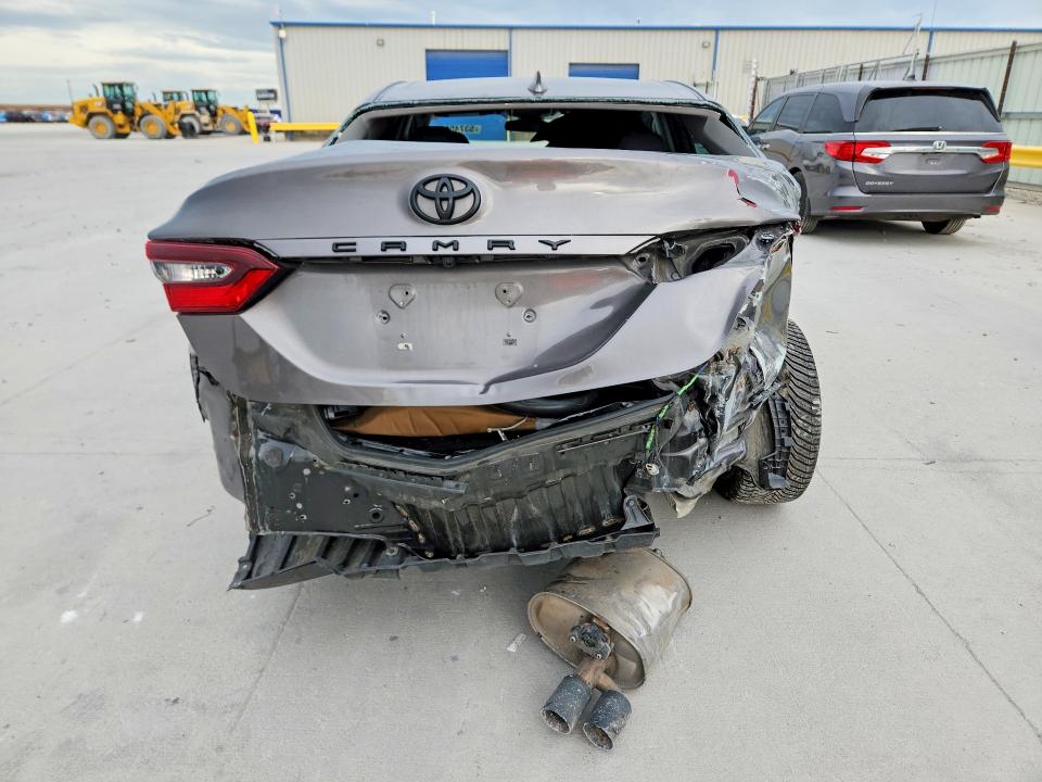 Продажа на аукционе авто 2022 Toyota Camry, vin: 4T1G11AK4NU704523, номер лота: 53745656