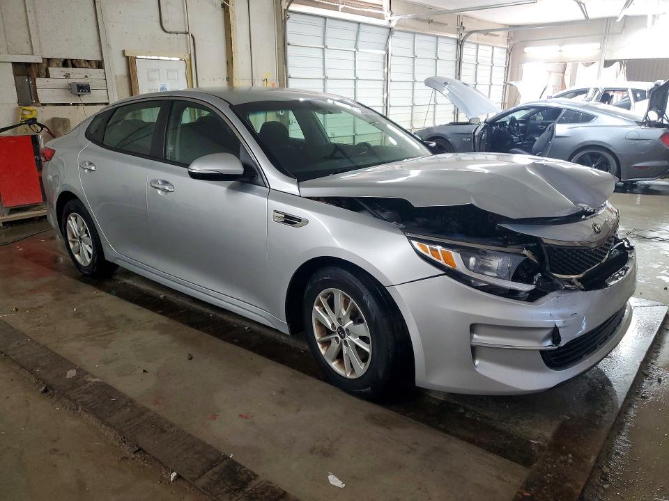 Продаж на аукціоні авто 2018 Kia Optima, vin: 5XXGT4L32JG241755, номер лоту: 53333986