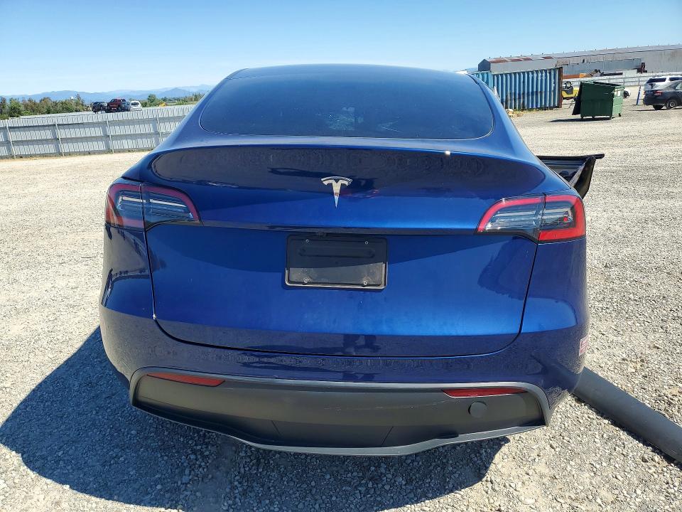 Продажа на аукционе авто 2023 Tesla Model Y, vin: 7SAYGDED2PF966690, номер лота: 53637516