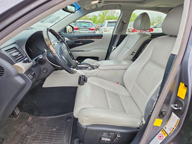 52518156 :رقم المزاد ، JTHCL5EF6F5023906 vin ، 2015 Lexus Ls مزاد بيع