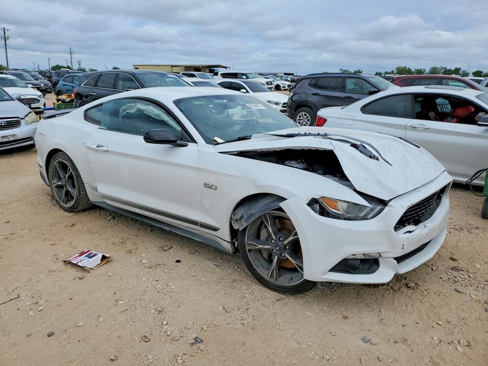 55534676 :رقم المزاد ، 1FA6P8CF4H5237034 vin ، 2017 Ford Mustang مزاد بيع
