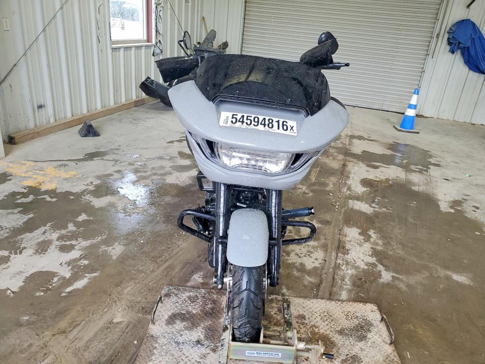 54594816 :رقم المزاد ، 1HD1KH715SB620800 vin ، 2025 Harley Davidson Fltrx مزاد بيع