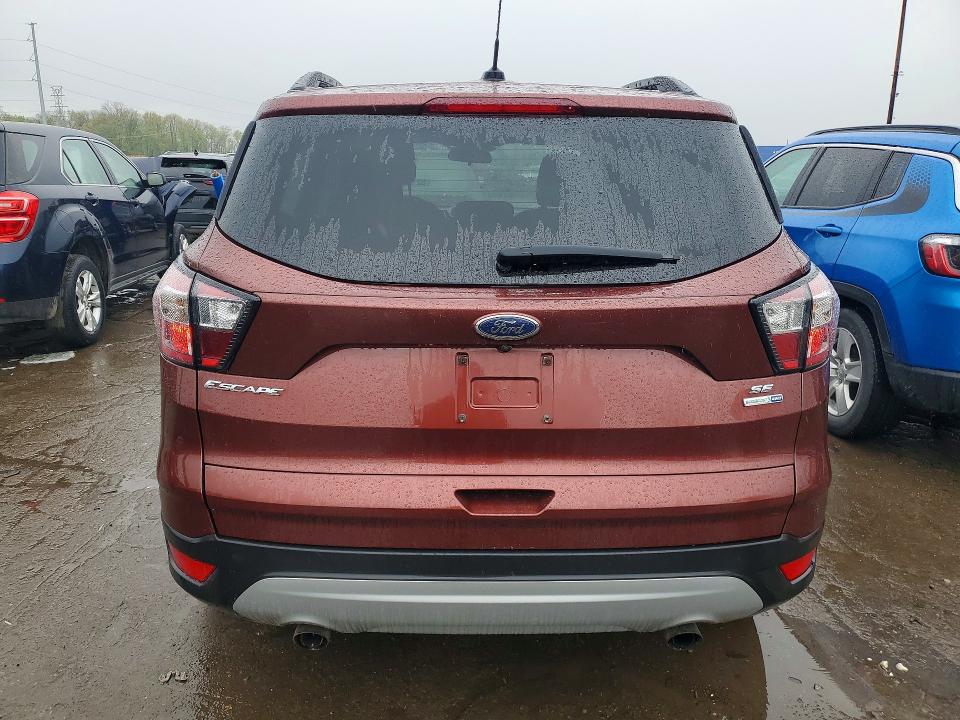 Продажа на аукционе авто 2018 Ford Escape, vin: 1FMCU9GD8JUA30058, номер лота: 52169746