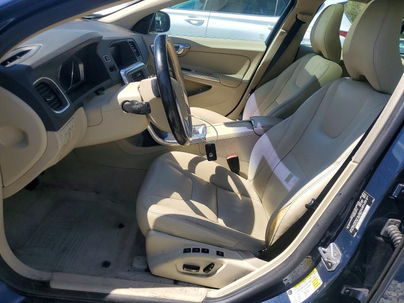 Продажа на аукционе авто 2015 Volvo S60, vin: YV126MFK2F2336893, номер лота: 53232096