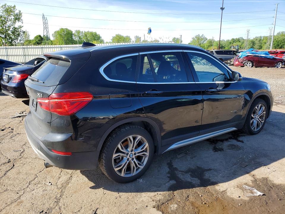 Продаж на аукціоні авто 2017 Bmw X1, vin: WBXHT3C36H5F76696, номер лоту: 54469726