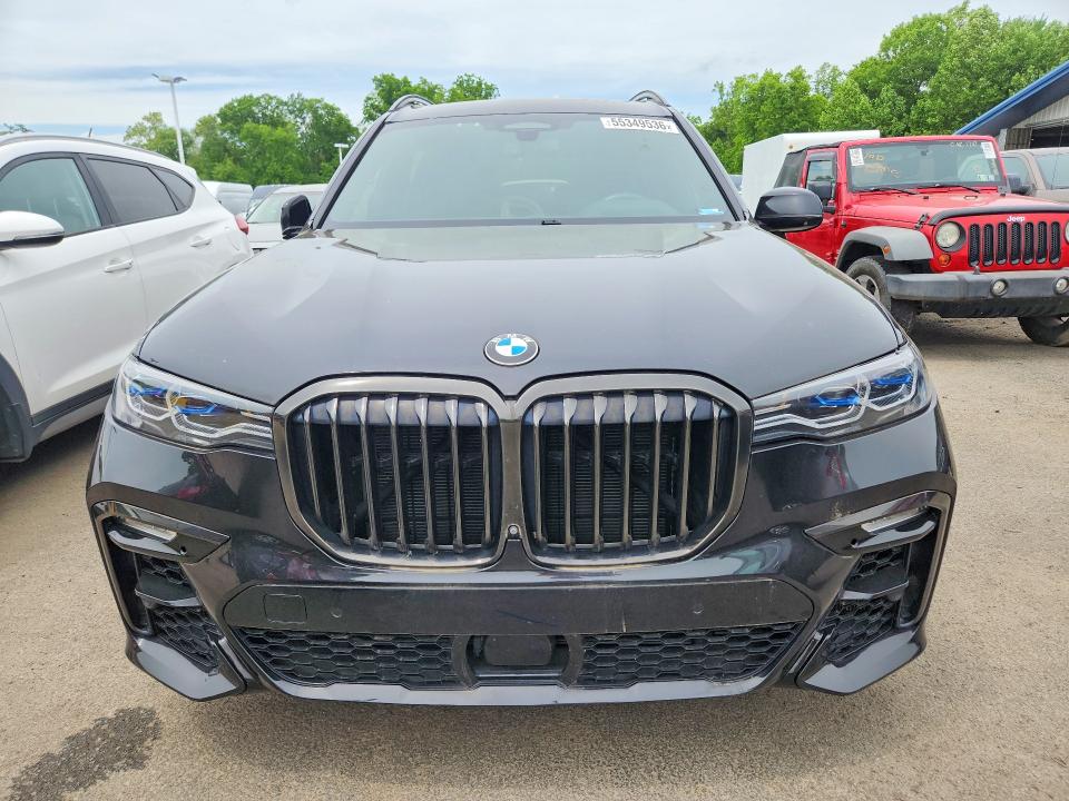 55349536 :رقم المزاد ، 5UXCX6C08M9H52376 vin ، 2021 Bmw X7 مزاد بيع