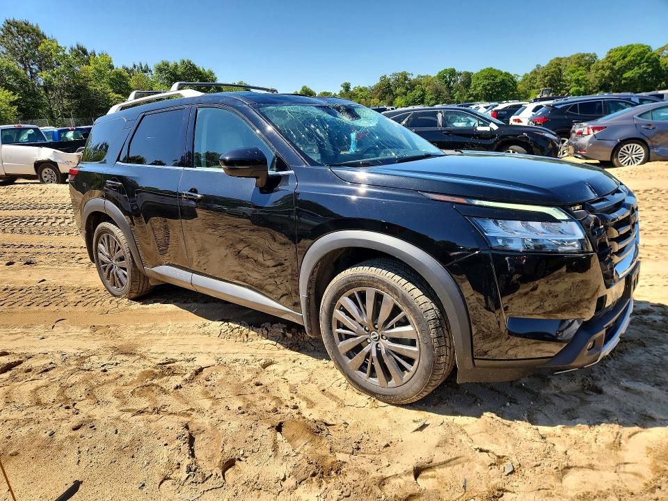 52405346 :رقم المزاد ، 5N1DR3CD2NC257461 vin ، 2022 Nissan Pathfinder مزاد بيع