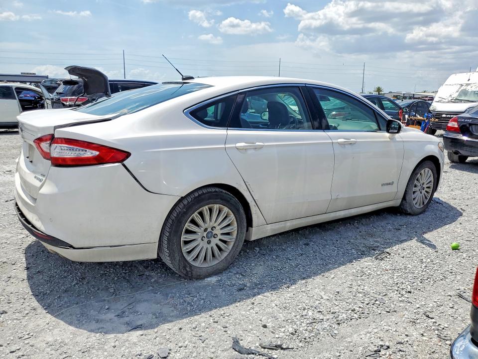 Продажа на аукционе авто 2013 Ford Fusion, vin: 3FA6P0LU6DR335201, номер лота: 52916376