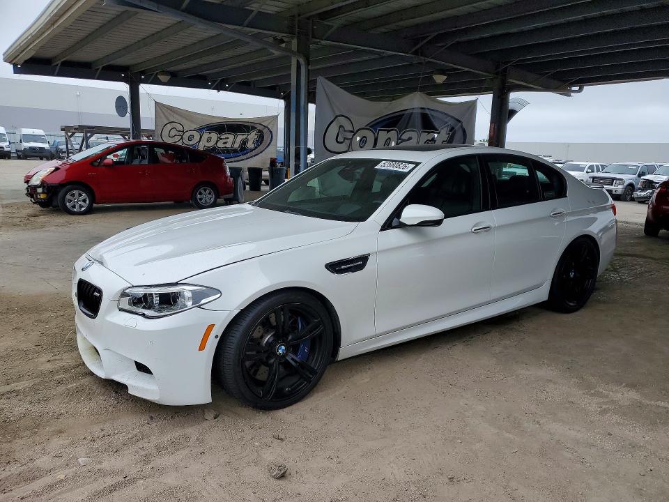 Продажа на аукционе авто 2015 Bmw M5, vin: WBSFV9C54FD594903, номер лота: 52880826
