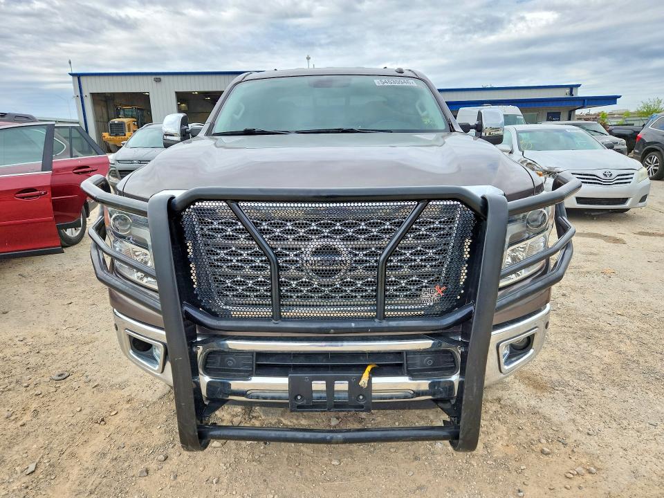 54535946 :رقم المزاد ، 1N6BA1F4XGN512865 vin ، 2016 Nissan Titan Xd مزاد بيع
