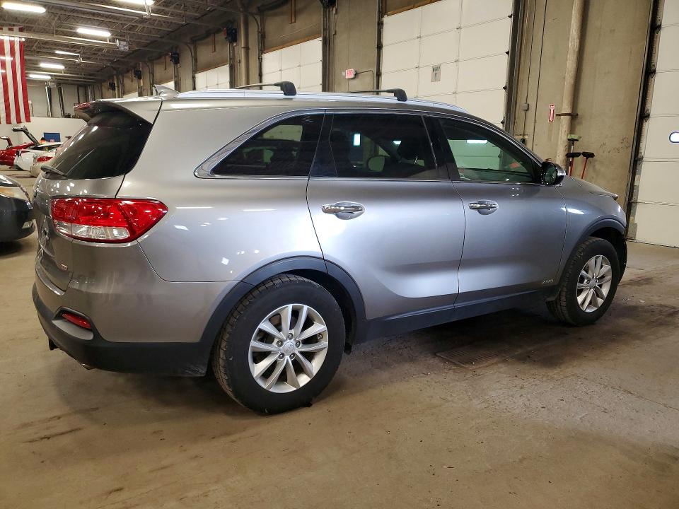 52707096 :رقم المزاد ، 5XYPGDA31JG429010 vin ، 2018 Kia Sorento مزاد بيع