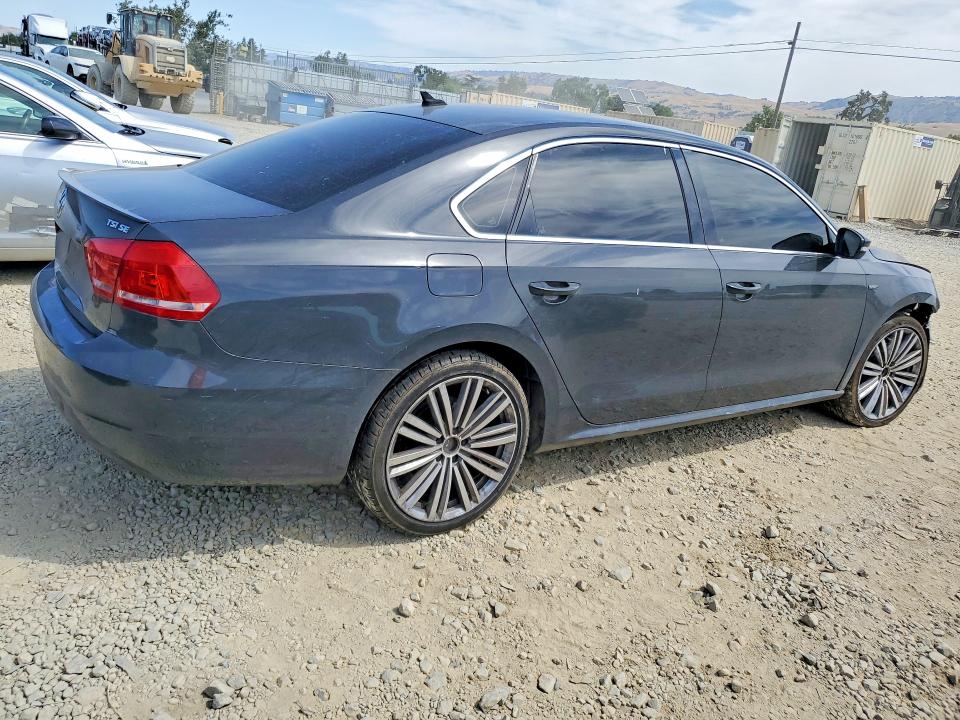 Продаж на аукціоні авто 2015 Volkswagen Passat, vin: 1VWBT7A33FC015257, номер лоту: 53551936