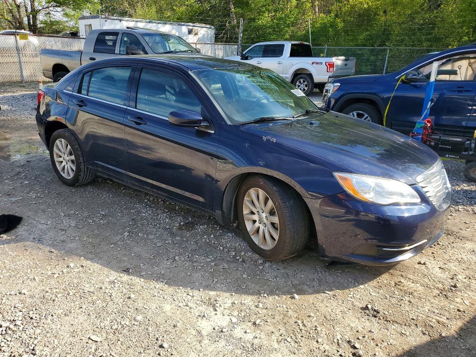 2014 Chrysler 200 მანქანა იყიდება აუქციონზე, vin: 1C3CCBBB7EN118995, აუქციონის ნომერი: 53102716