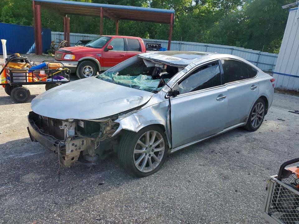 52315956 :رقم المزاد ، 4T1BK1EB7EU085577 vin ، 2014 Toyota Avalon مزاد بيع