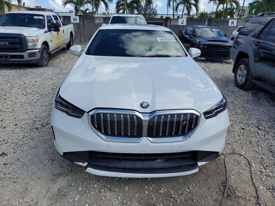 Продажа на аукционе авто 2024 Bmw I5, vin: WBY33FK04RCR39327, номер лота: 54185536