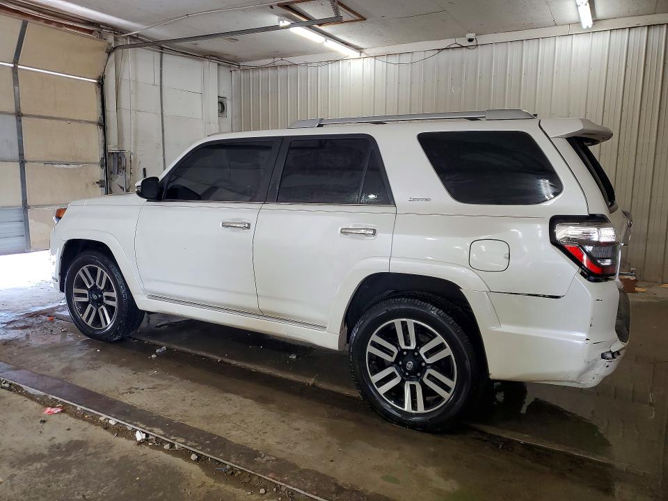 52165556 :رقم المزاد ، JTEBU5JR1H5420223 vin ، 2017 Toyota 4runner مزاد بيع