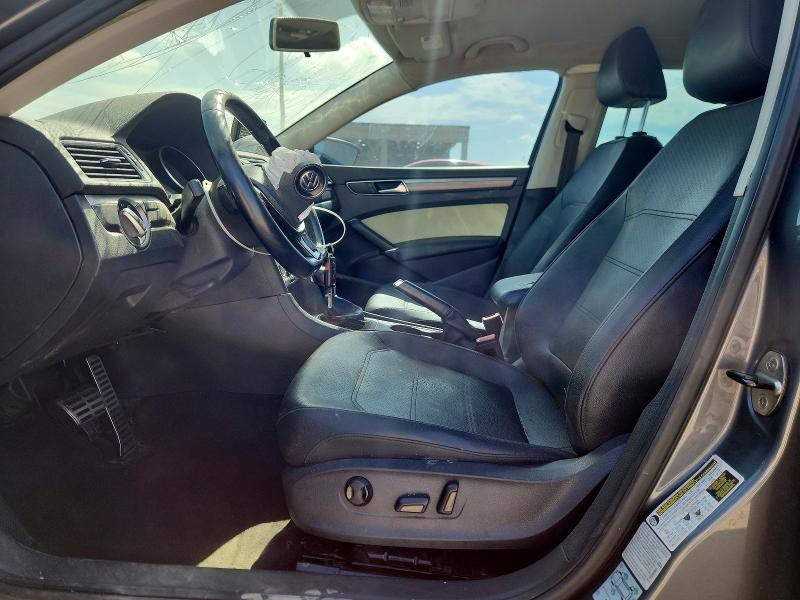 51141626 :رقم المزاد ، 1VWAS7A36GC063691 vin ، 2016 Volkswagen Passat مزاد بيع
