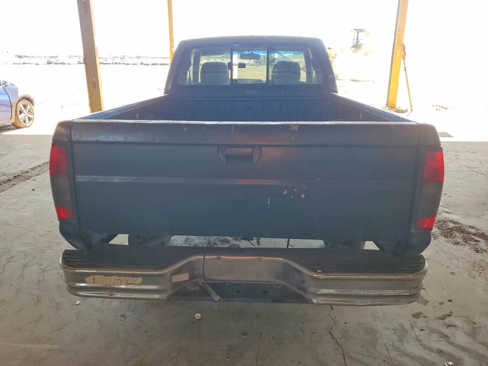 2000 Nissan Frontier მანქანა იყიდება აუქციონზე, vin: 1N6DD26S5YC401500, აუქციონის ნომერი: 53292346