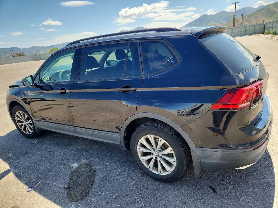 Продажа на аукционе авто 2018 Volkswagen Tiguan, vin: 3VV0B7AX8JM088102, номер лота: 54914856