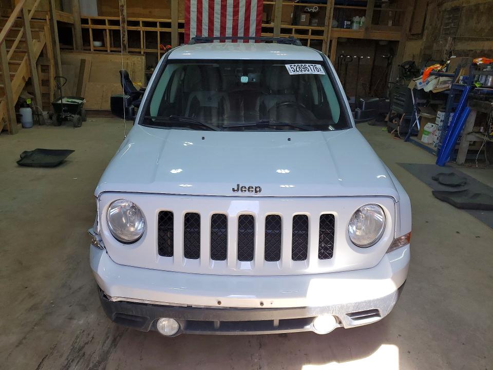 52896176 :رقم المزاد ، 1C4NJPFB2ED893826 vin ، 2014 Jeep Patriot مزاد بيع
