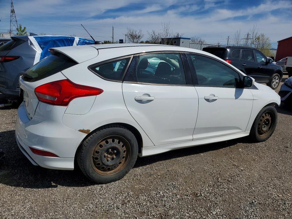 52856946 :رقم المزاد ، 1FADP3K23HL305019 vin ، 2017 Ford Focus مزاد بيع
