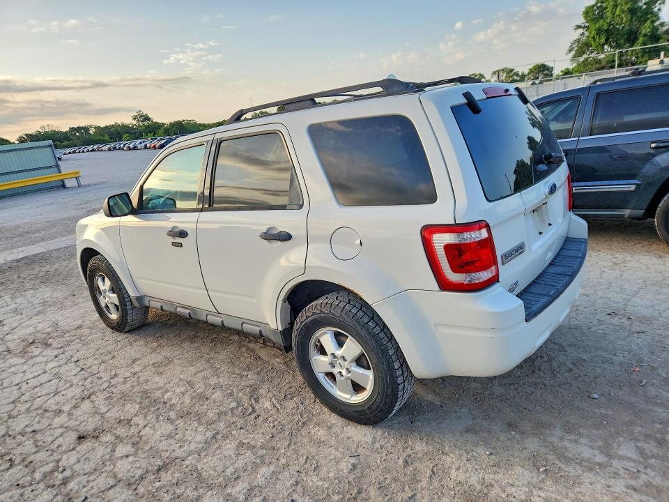 53650056 :رقم المزاد ، 1FMCU0D78CKC18135 vin ، 2012 Ford Escape مزاد بيع