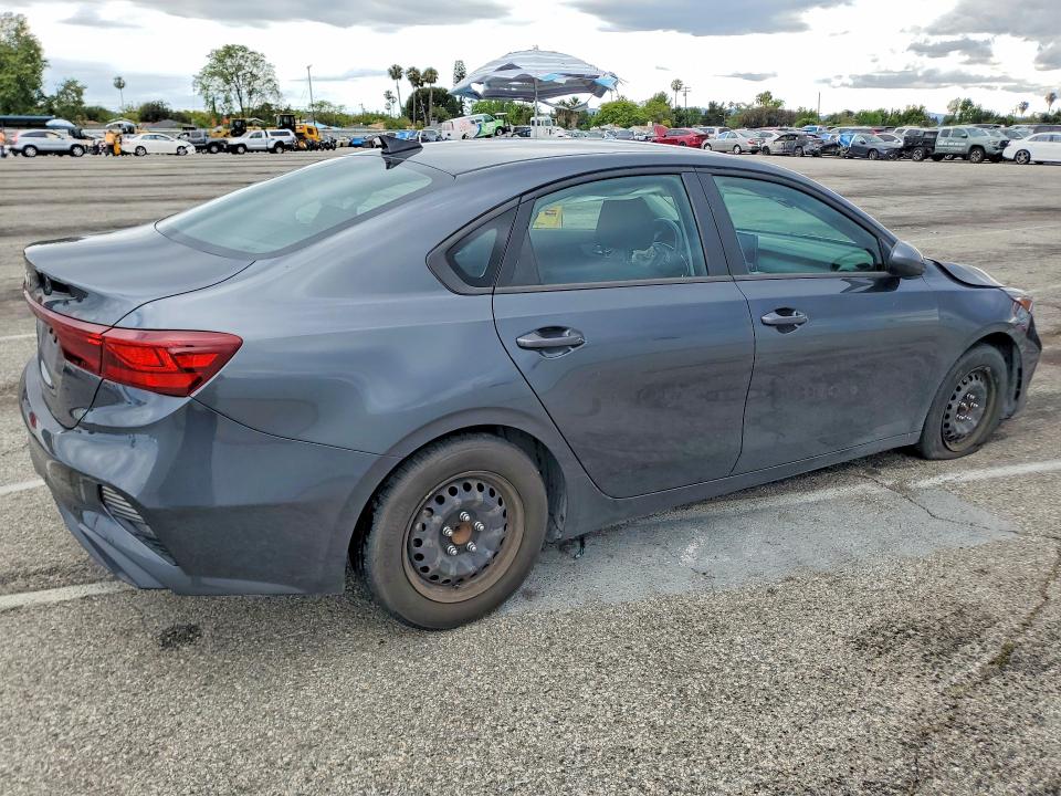 Продажа на аукционе авто 2022 Kia Forte, vin: 3KPF24AD3NE426017, номер лота: 52589086