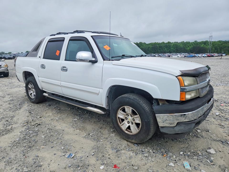 54688236 :رقم المزاد ، 3GNEK12Z65G257157 vin ، 2005 Chevrolet Avalanche مزاد بيع