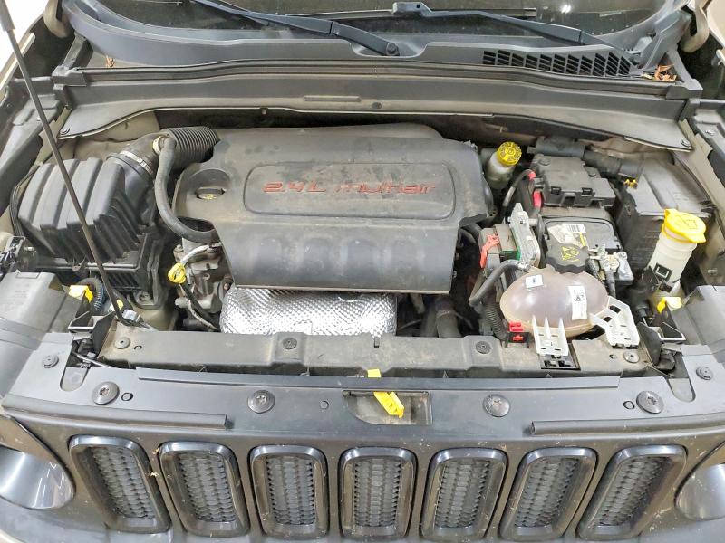 Продажа на аукционе авто 2015 Jeep Renegade, vin: ZACCJBBT0FPB75479, номер лота: 52324536