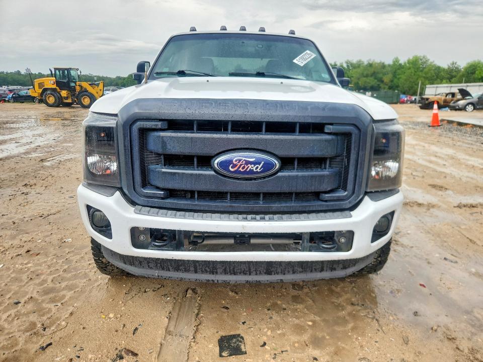 51882226 :رقم المزاد ، 1FT8W3DT6FEA49870 vin ، 2015 Ford F350 مزاد بيع
