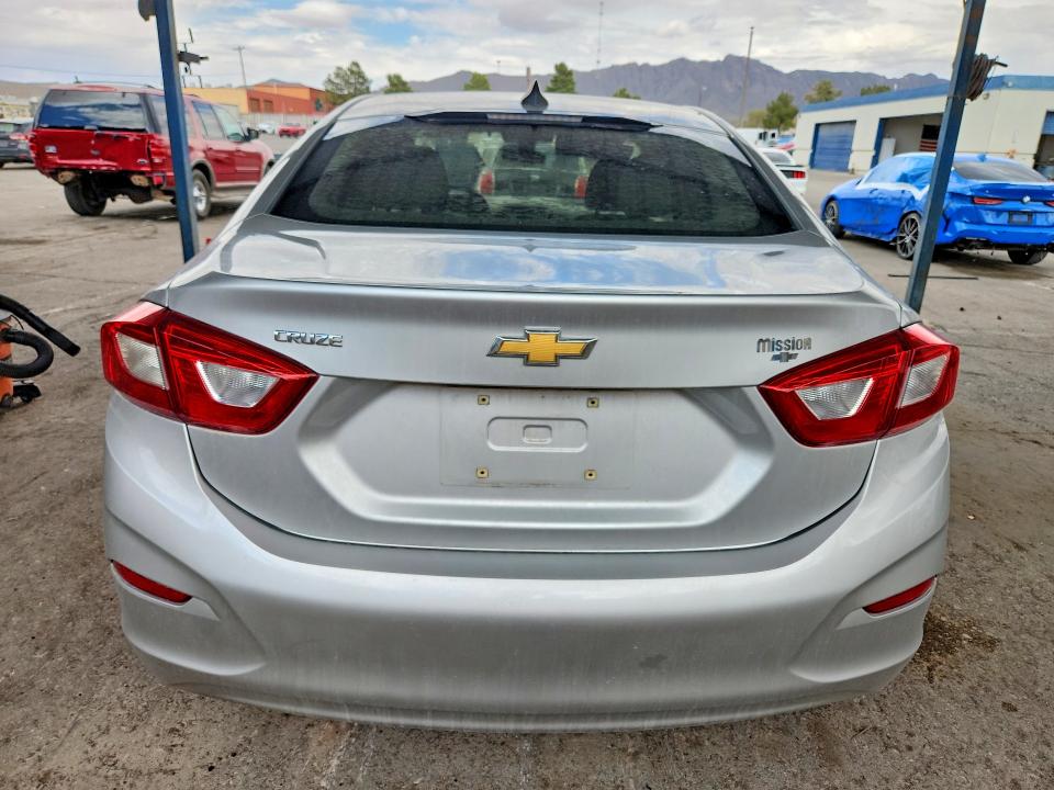 2018 Chevrolet Cruze მანქანა იყიდება აუქციონზე, vin: 1G1BC5SM0J7171703, აუქციონის ნომერი: 53795306
