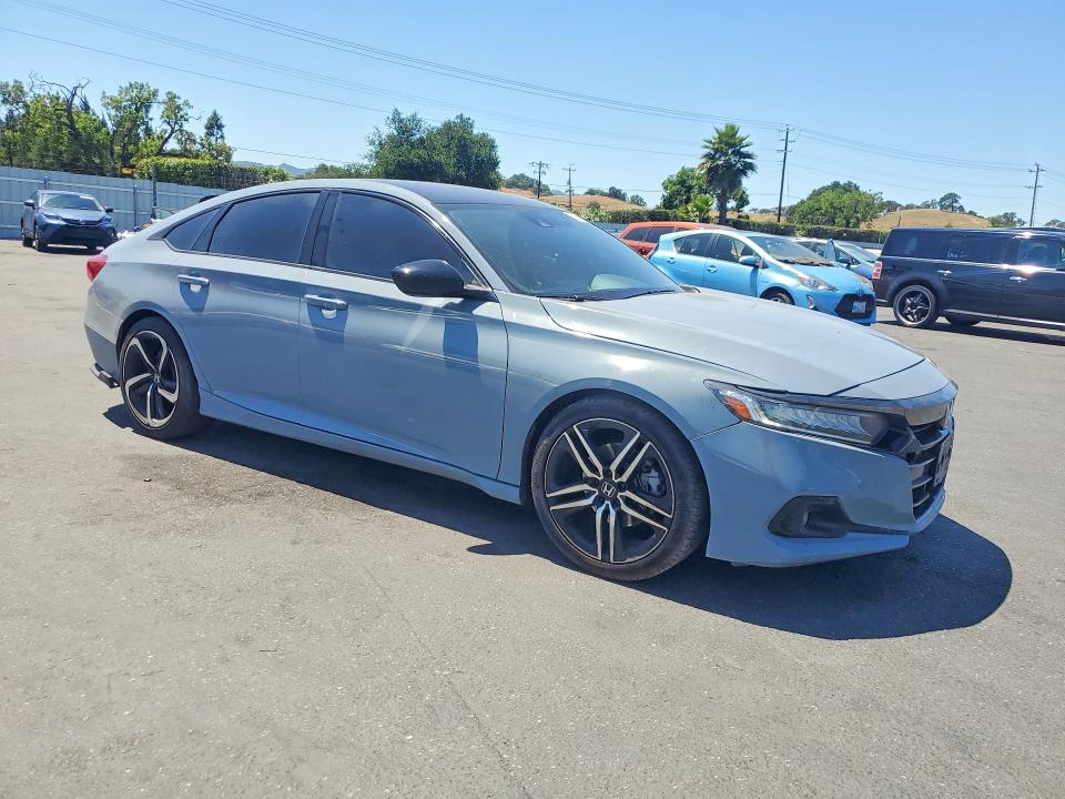 53661626 :رقم المزاد ، 1HGCV1F32MA117666 vin ، 2021 Honda Accord مزاد بيع
