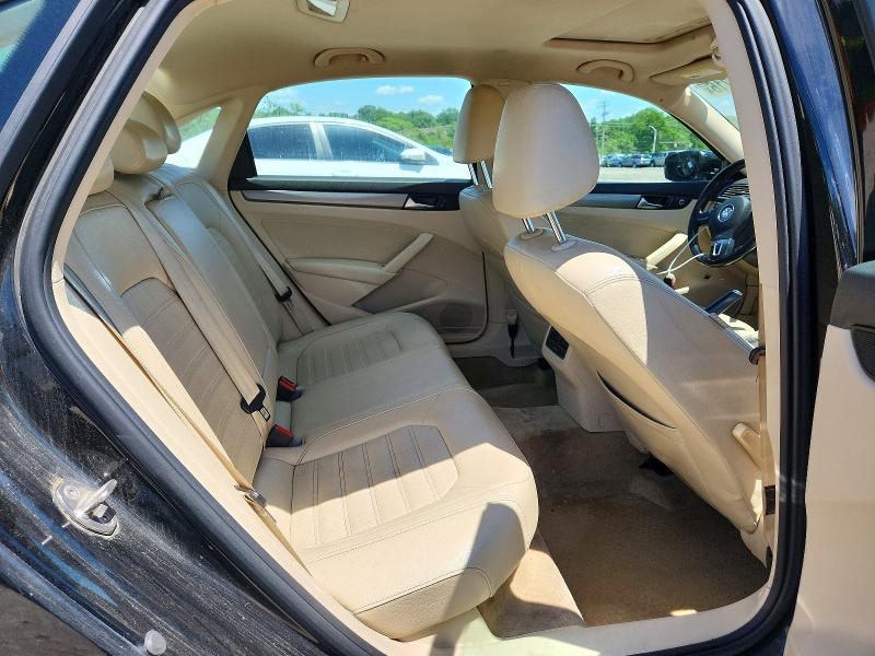 54436716 :رقم المزاد ، 1VWBT7A3XFC052158 vin ، 2015 Volkswagen Passat مزاد بيع
