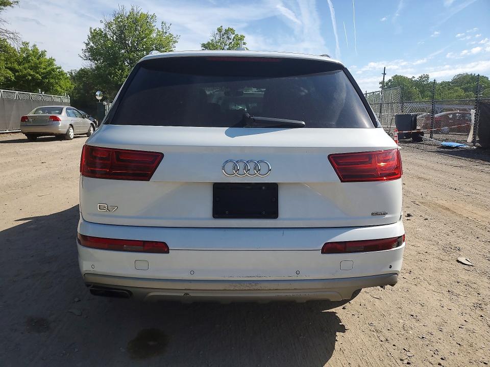 2017 Audi Q7 მანქანა იყიდება აუქციონზე, vin: WA1AHAF77HD045829, აუქციონის ნომერი: 53268796