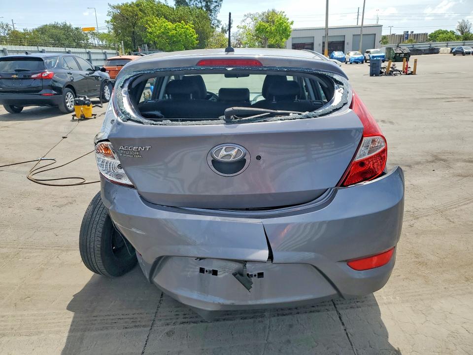 53155456 :رقم المزاد ، KMHCT5AE7HU345733 vin ، 2017 Hyundai Accent مزاد بيع